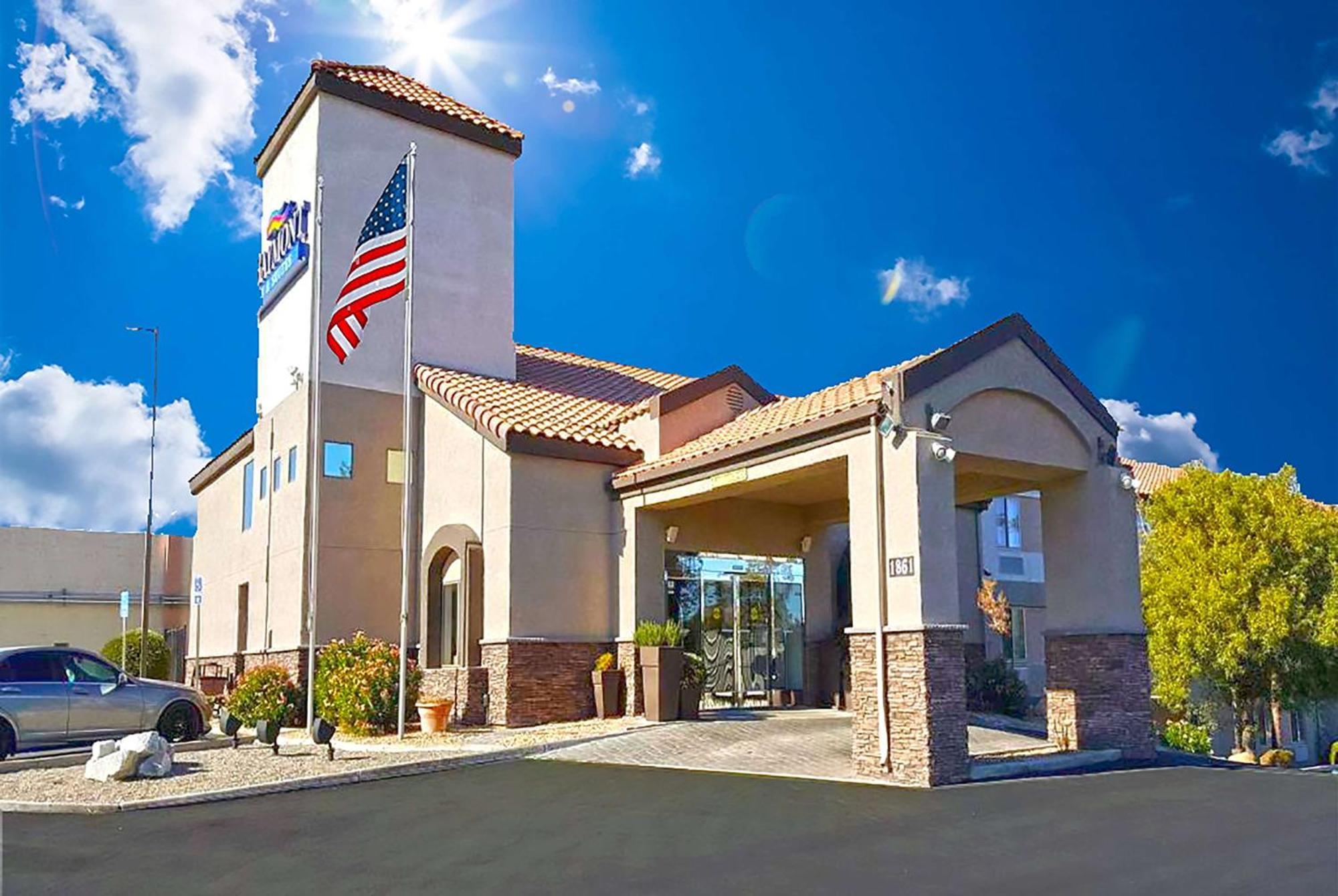 Baymont By Wyndham Barstow Historic Route 66 Hotel Exterior photo
