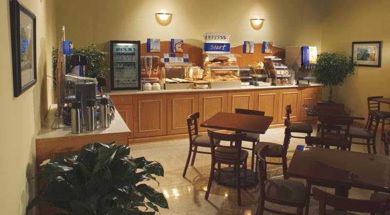 Baymont By Wyndham Barstow Historic Route 66 Hotel Restaurant photo